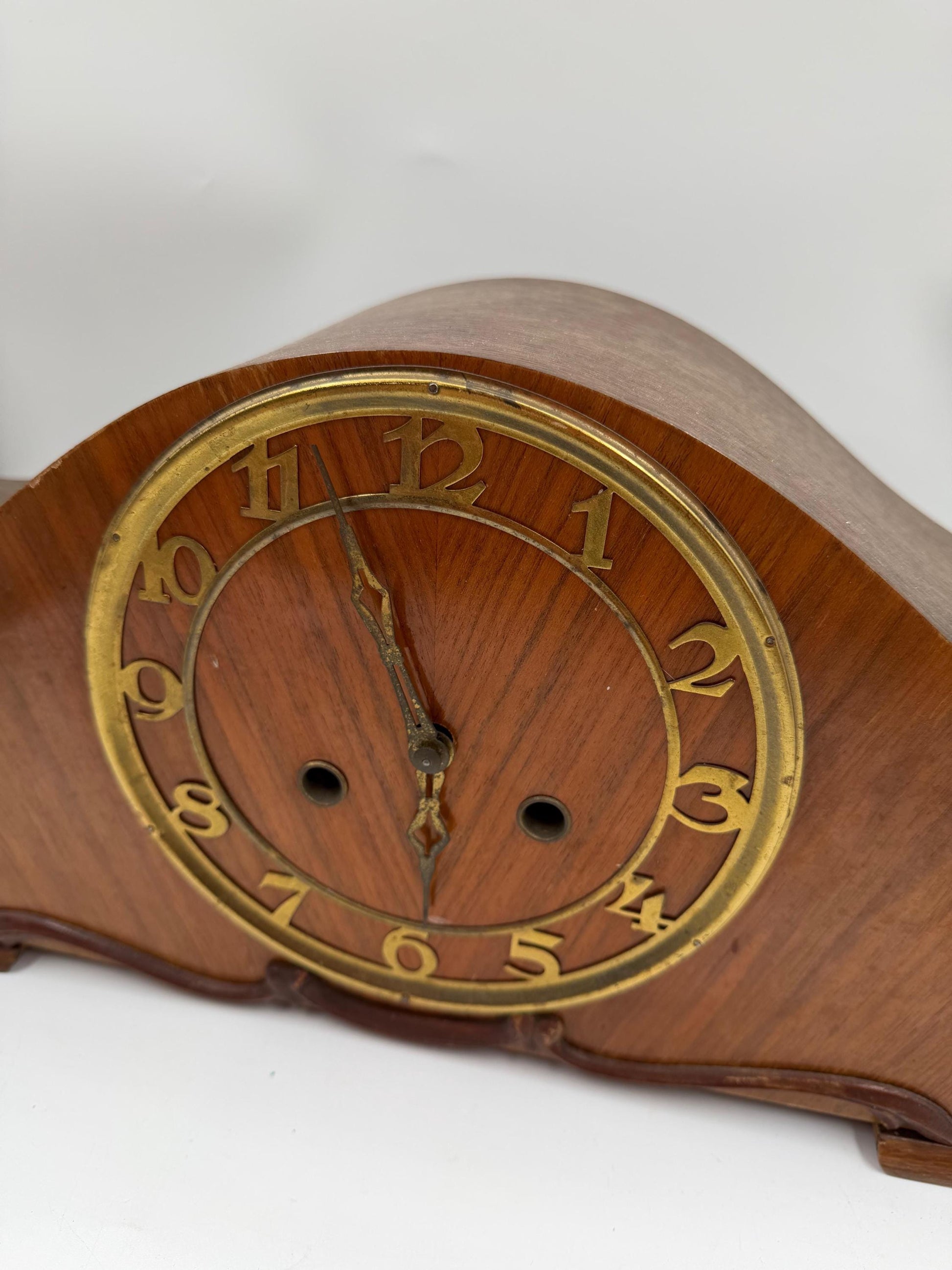 Vintage Kaminuhr aus Holz im Art Déco Stil