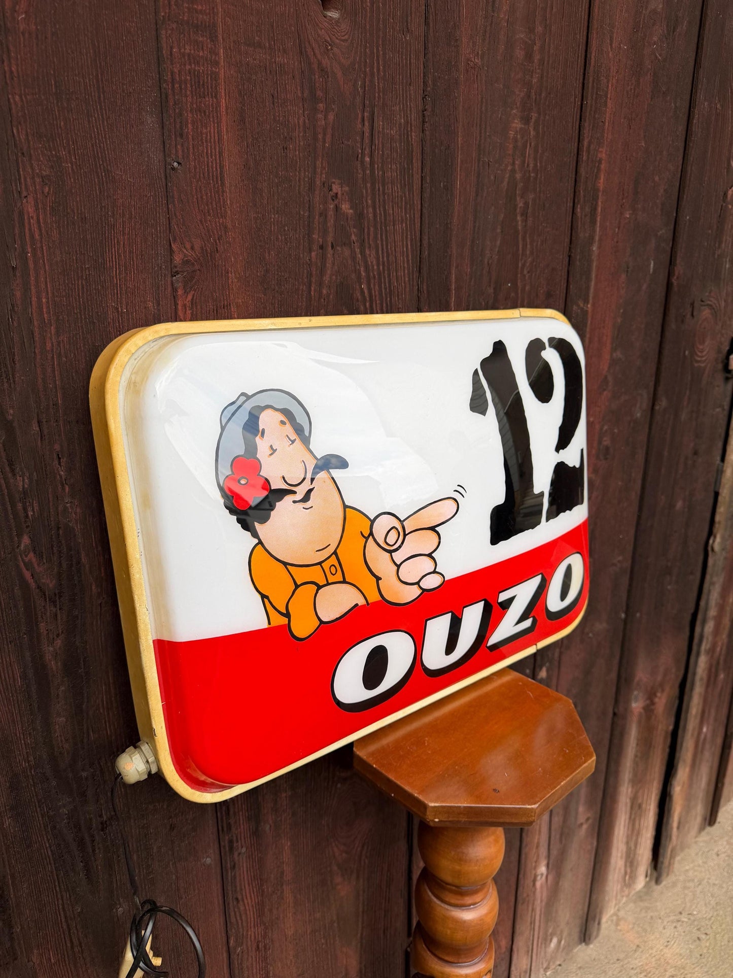 Vintage Leuchtreklame "Ouzo 12"
