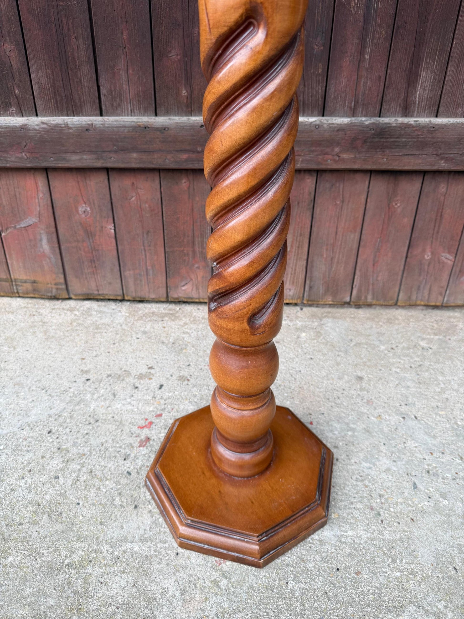 Vintage Blumenständer aus Massivholz mit gedrechselter Säule, 90 cm