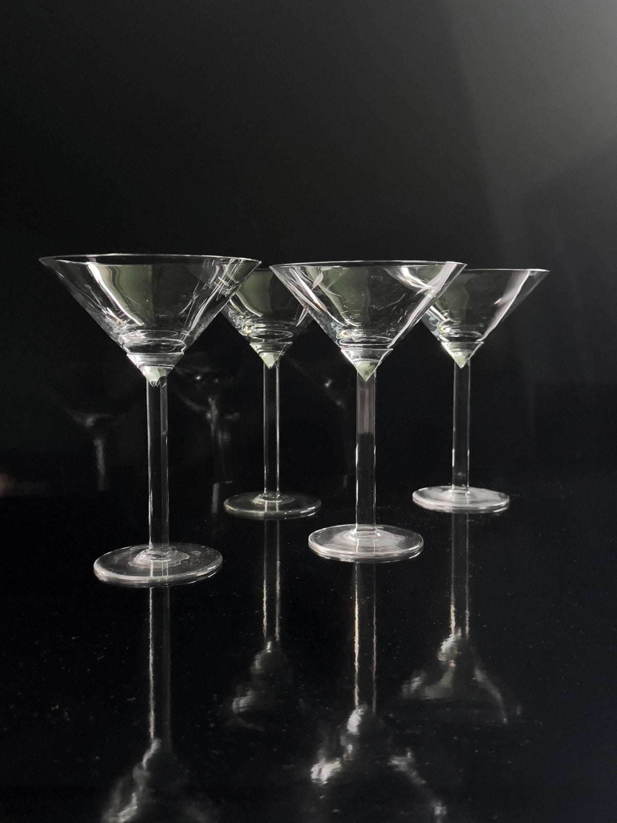 Set von 4 Vintage Martini-Gläser mit rechteckigem Stiel, Art Deco Revival