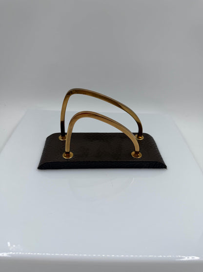 Vintage Briefständer aus Messing und braunem Kunstleder