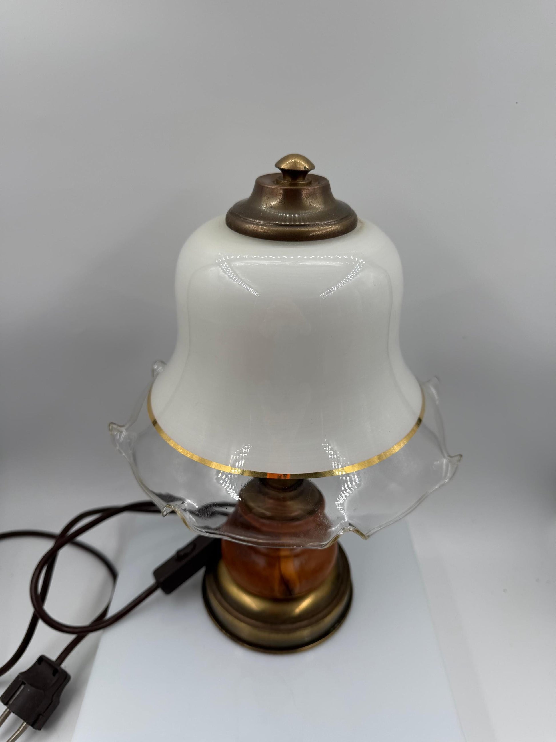 Vintage Tischlampe aus Wurzelholz mit Glasschirm