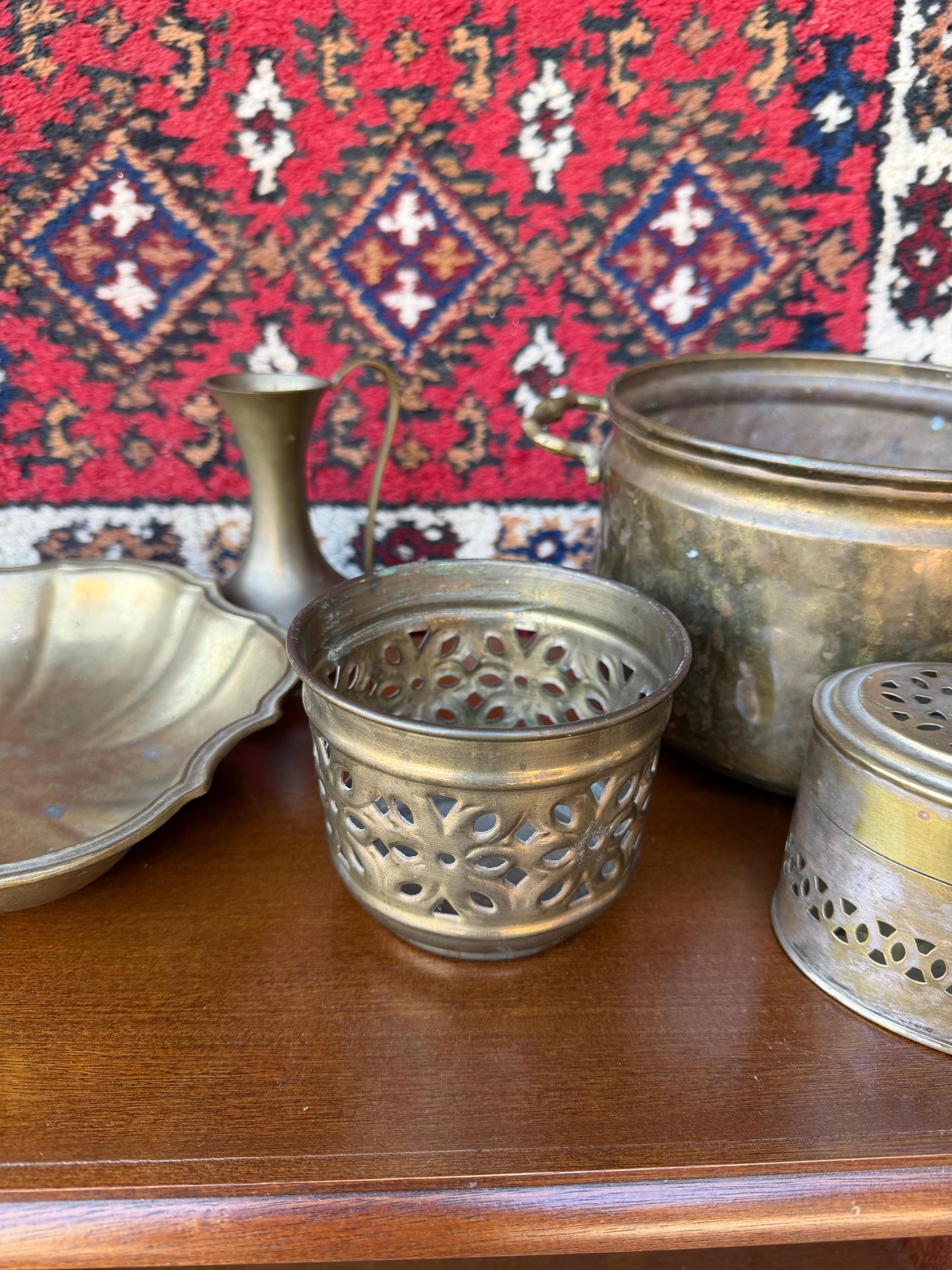 Vintage Orientalisches Messing Set 6-teilig mit Wollteppich und Kupfer Dekor
