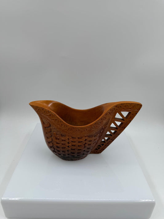 Vintage Kuksa Becher "Guksi" handgeschnitzt skandinavische Volkskunst