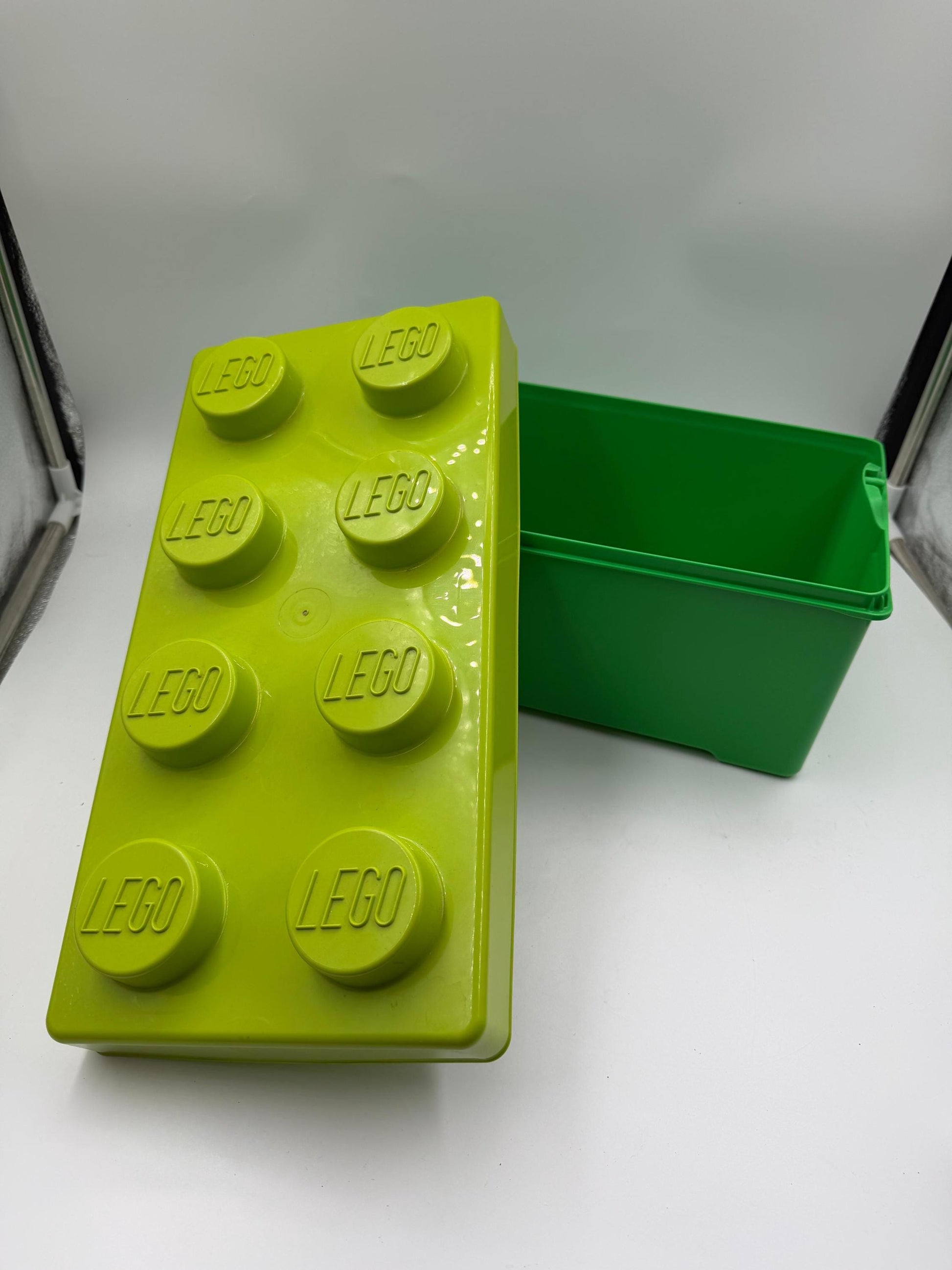 Vintage LEGO Aufbewahrungsbox "Storage Brick" 8 Noppen Grün