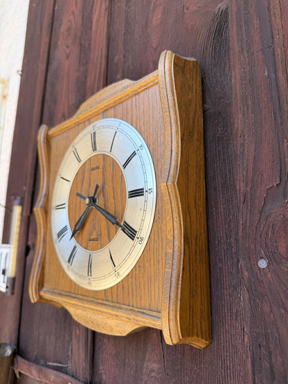 Vintage Wanduhr von ZanRa aus Eichenholz mit römischen Ziffern