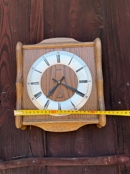 Vintage Wanduhr von ZanRa aus Eichenholz mit römischen Ziffern