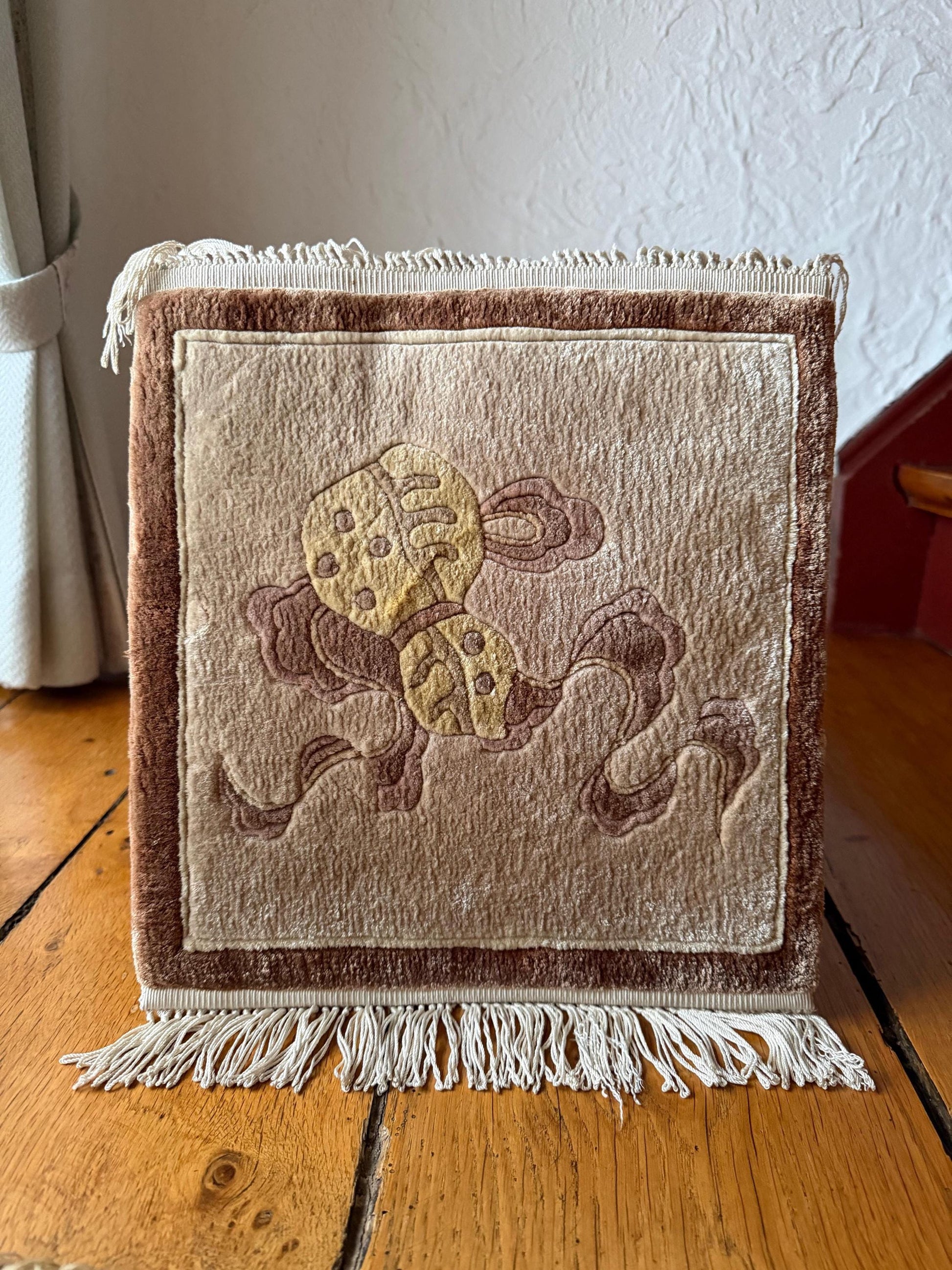 Set von 3 Vintage Seidenteppich mit Blumen-Vogel-Motiv, China 35x35cm