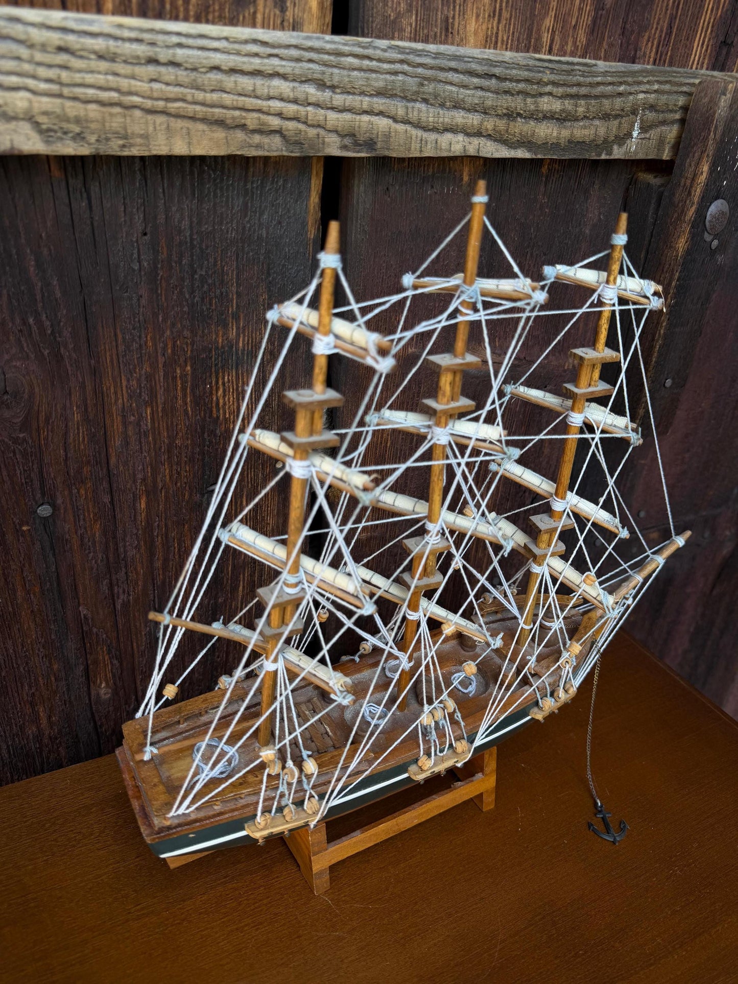Vintage Modellschiff Dreimaster aus Hartholz, 32 cm