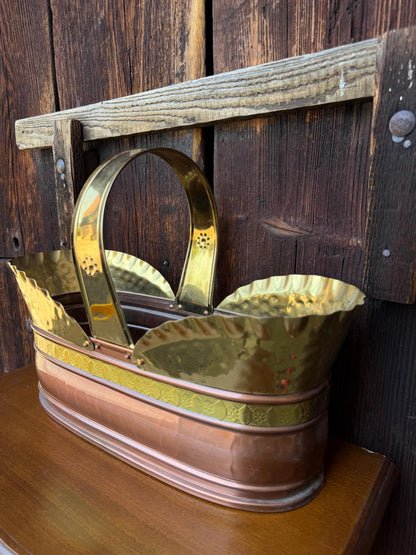 Vintage Korbschale aus gehämmertem Kupfer und Messing, Art Nouveau