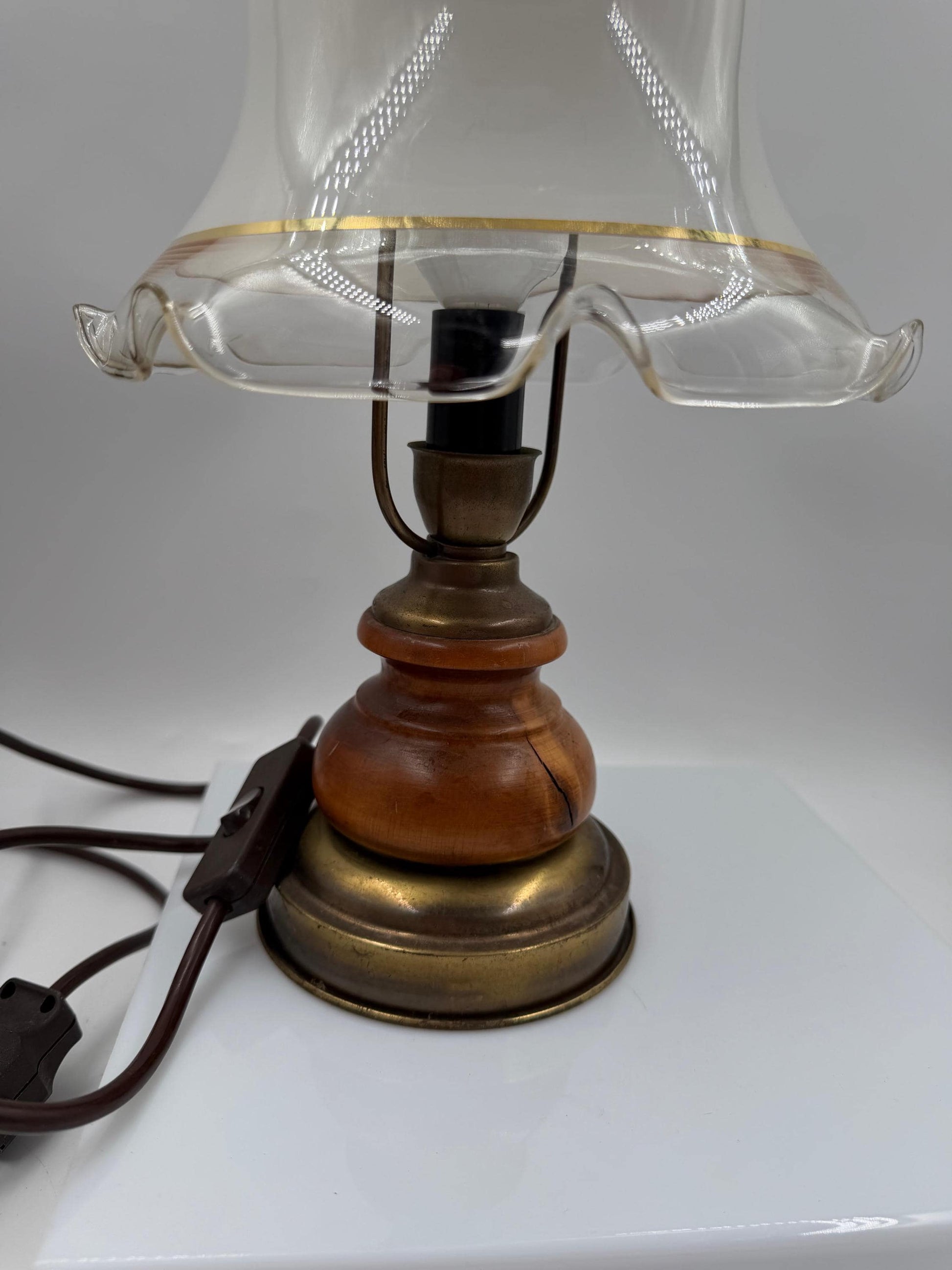 Vintage Tischlampe aus Wurzelholz mit Glasschirm