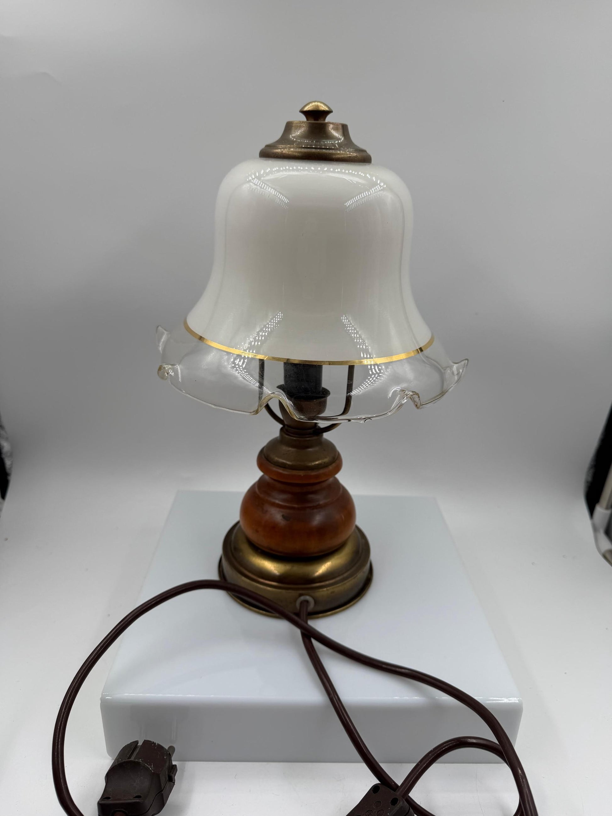 Vintage Tischlampe aus Wurzelholz mit Glasschirm