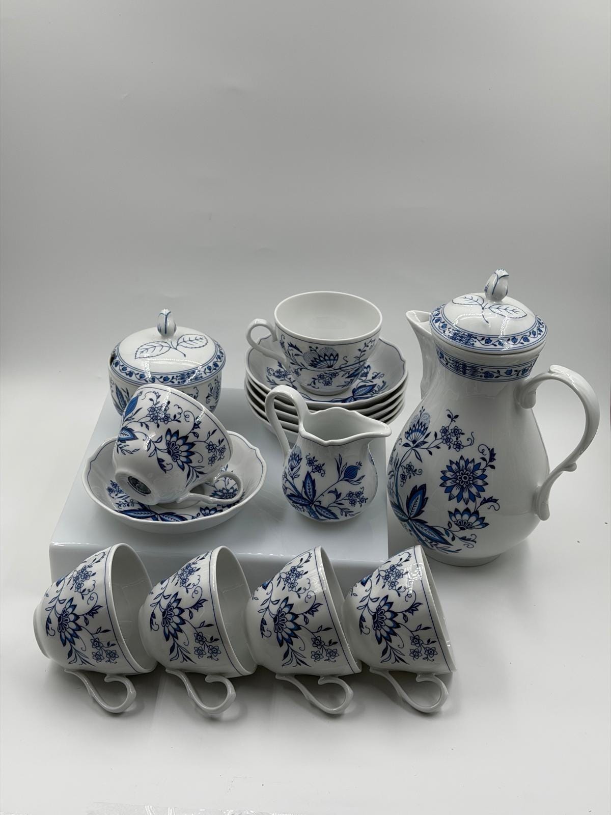 Vintage Kaffeeservice "Marienbad Ingres" mit Zwiebelmuster für 6 Personen, 15-teilig