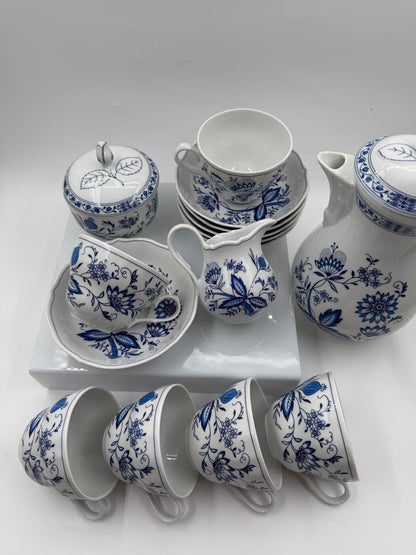 Vintage Kaffeeservice "Marienbad Ingres" mit Zwiebelmuster für 6 Personen, 15-teilig
