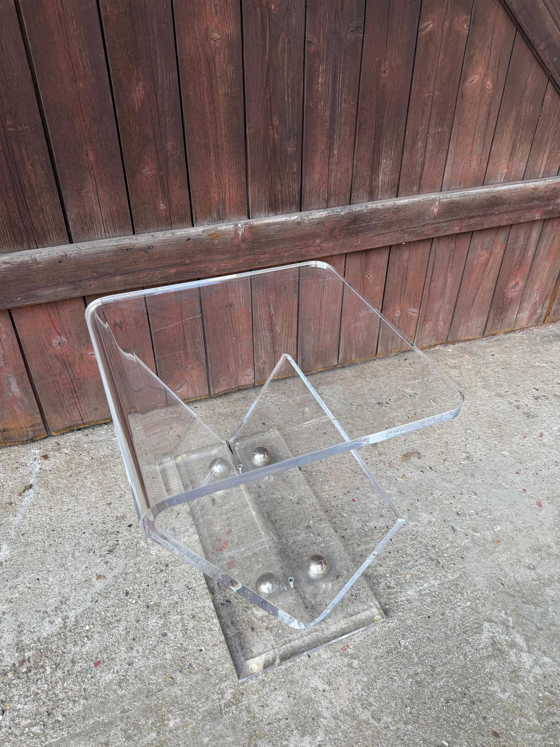 Vintage Beistelltisch Lucite Z-Form im Stil von Charles Hollis Jones