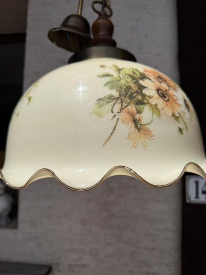 Vintage Hängeleuchte Opalglas mit Sonnenblumen-Motiv