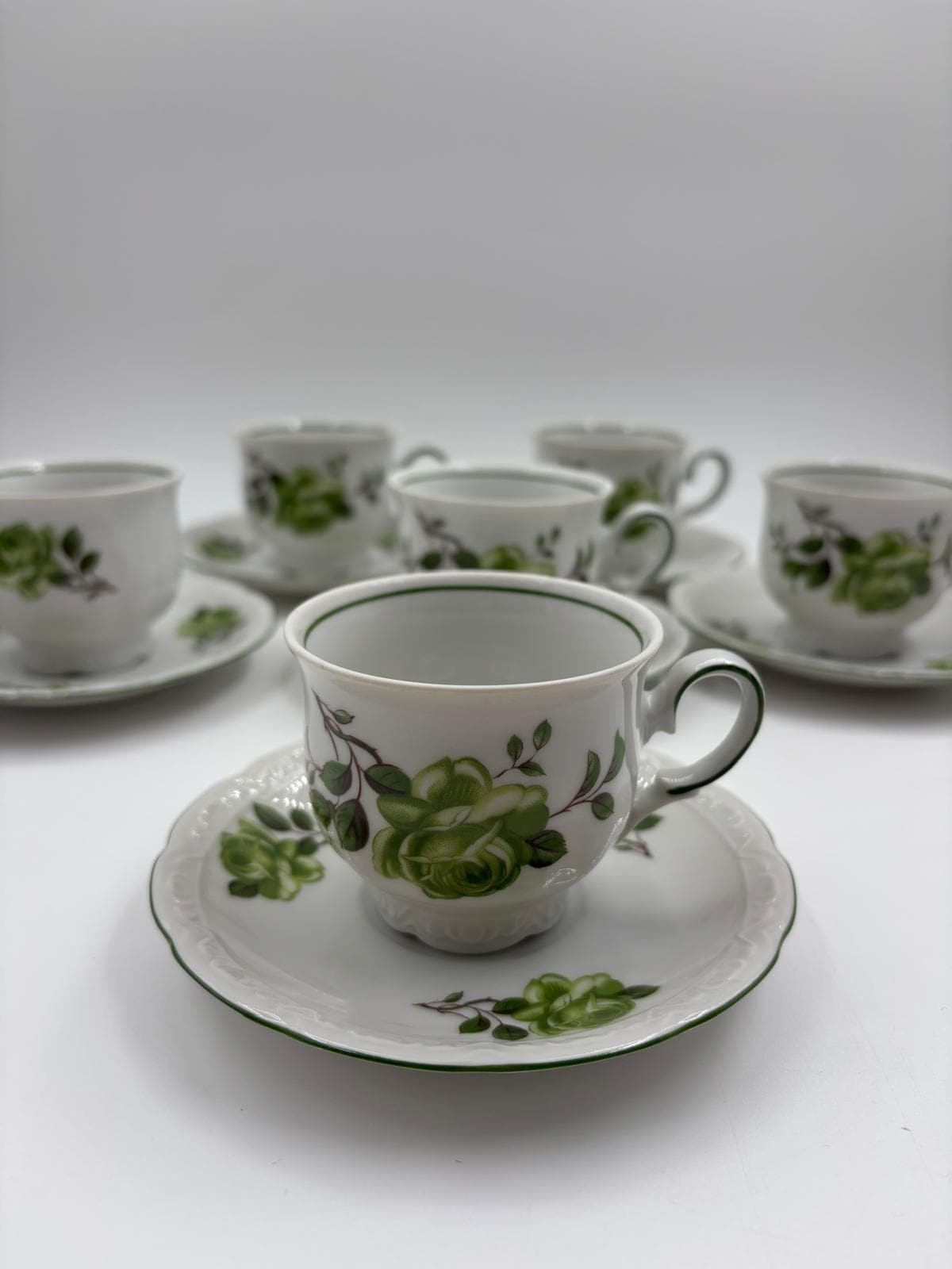 Vintage Mokka- und Kaffeeservice von Mitterteich Bavaria aus weißem Porzellan mit Goldakzenten