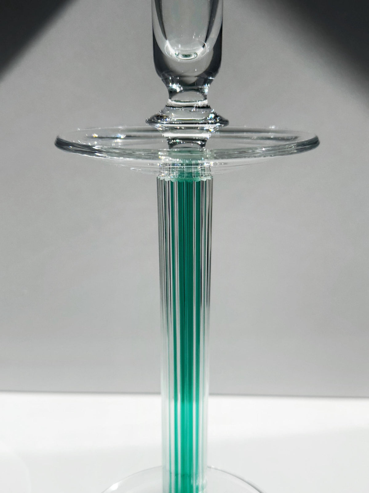 Vintage Glas-Kerzenständer von IVV in Grün, Postmodern/Memphis-Stil