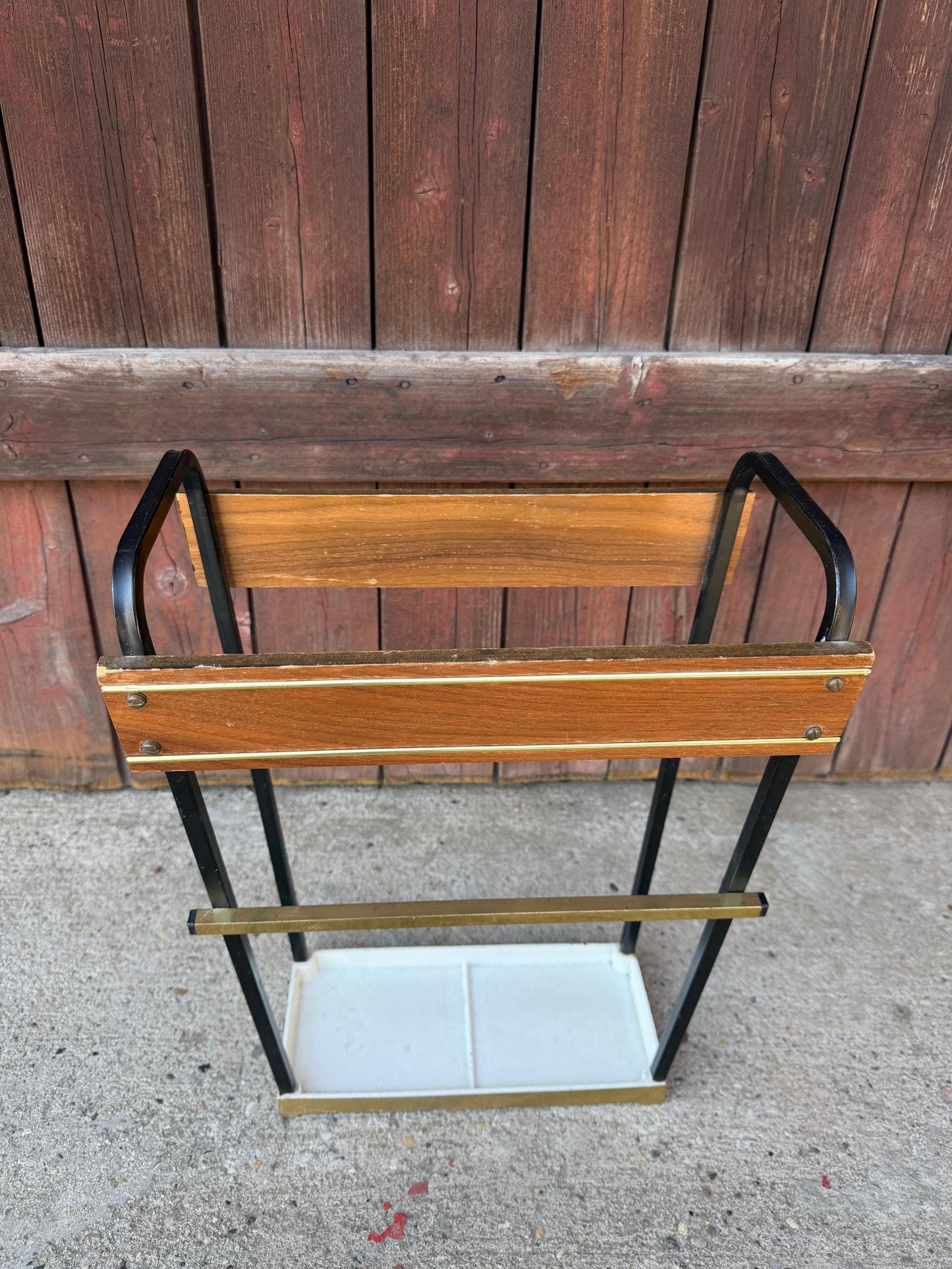Vintage Schirmständer Mid-Century Space Age aus Holz und schwarzem Metall mit Goldakzenten