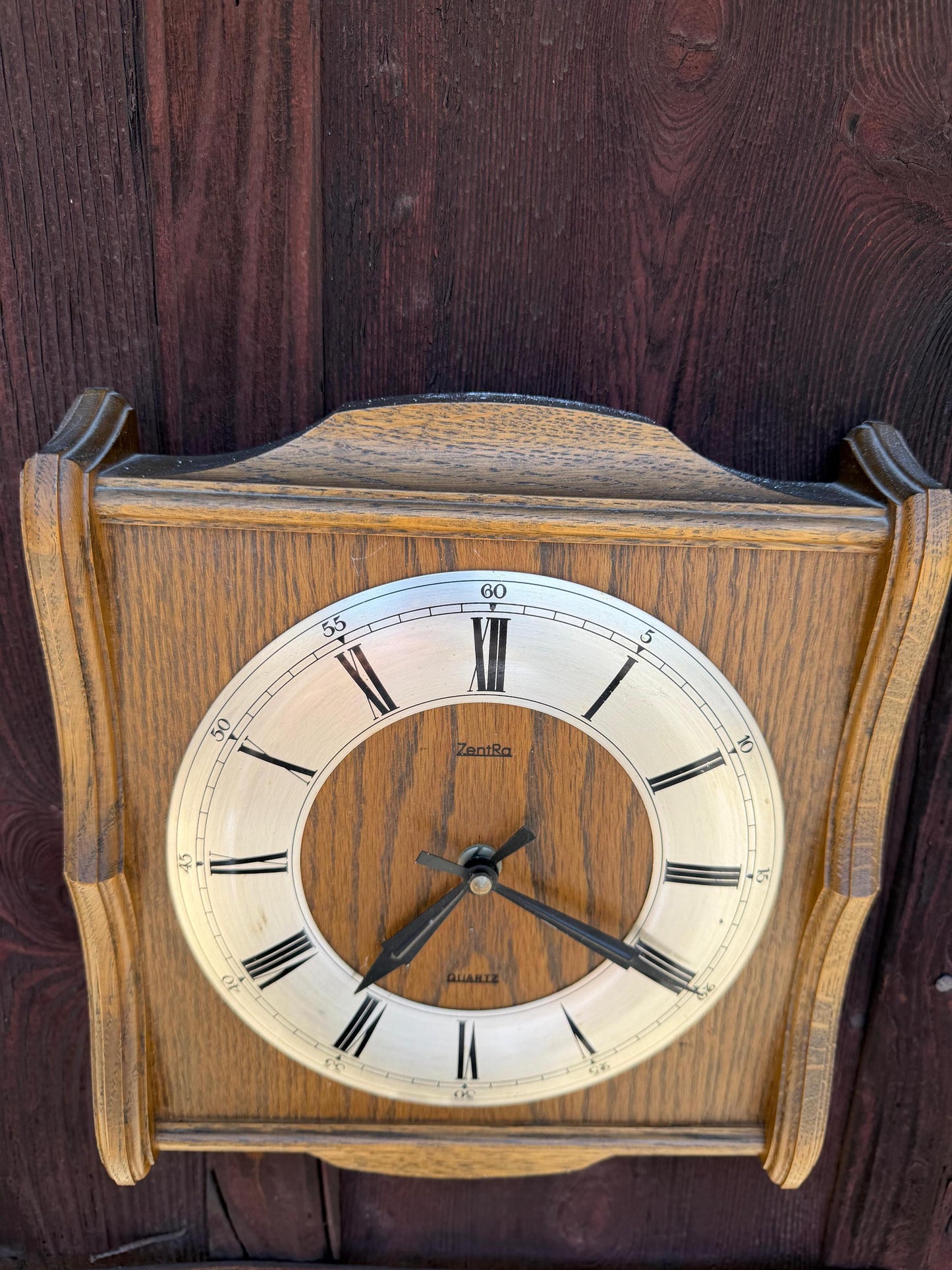Vintage Wanduhr von ZanRa aus Eichenholz mit römischen Ziffern
