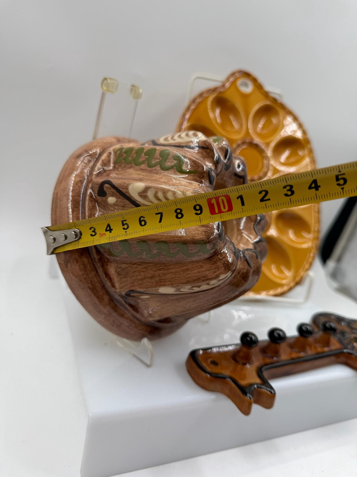Vintage Keramik 3er Set Eierplatte Gugelhupfform Schlüsselbrett im Landhausstil