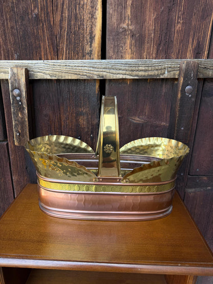 Vintage Korbschale aus gehämmertem Kupfer und Messing, Art Nouveau