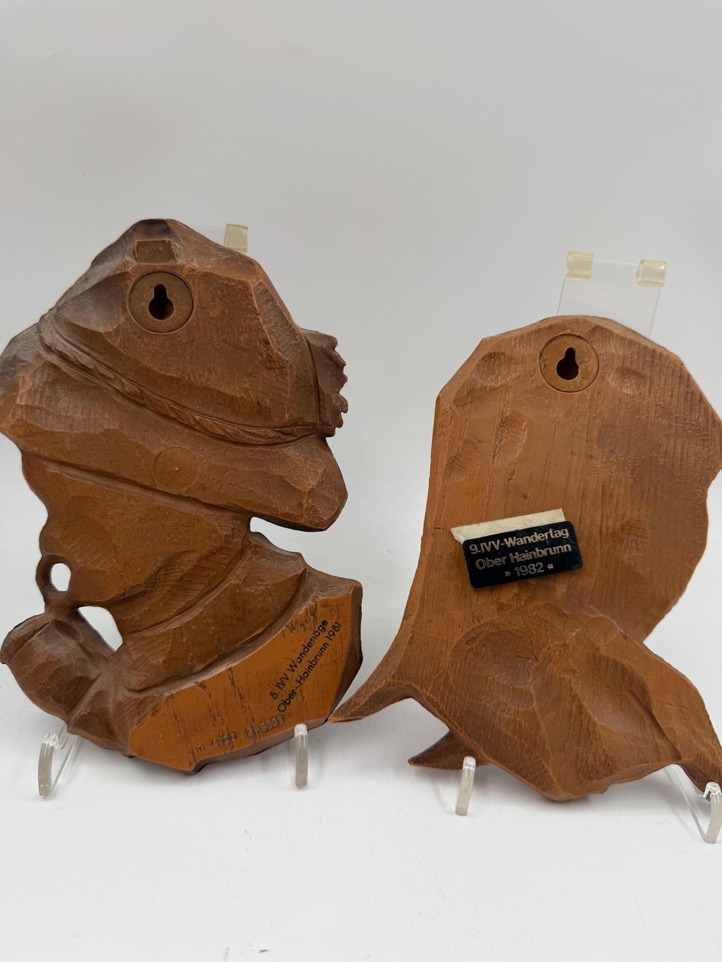 Set von 2 Vintage Schwarzwald Büsten Figuren aus Kunststoff