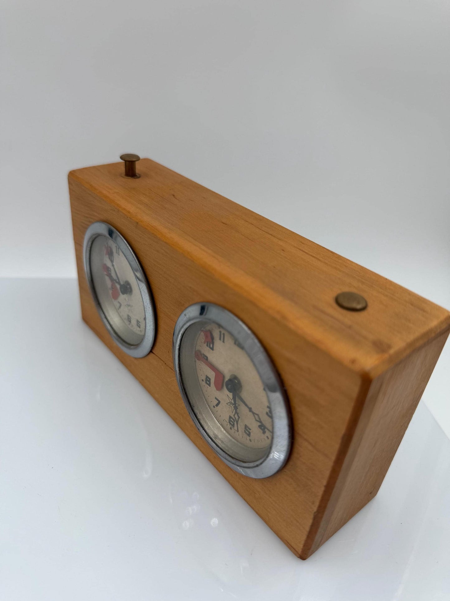 Vintage Schachuhr Holz Doppelzifferblatt