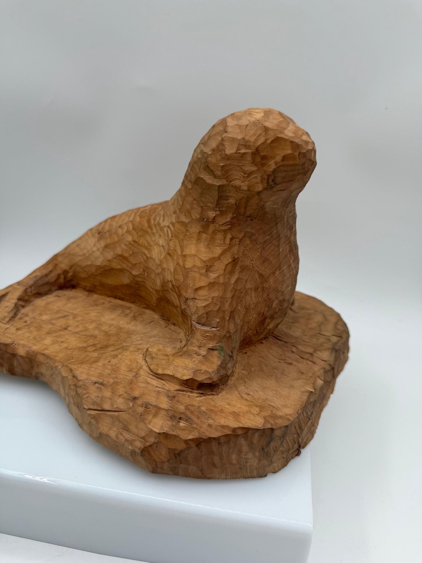 Vintage Holzskulptur Robbe, Schwarzwald Volkskunst