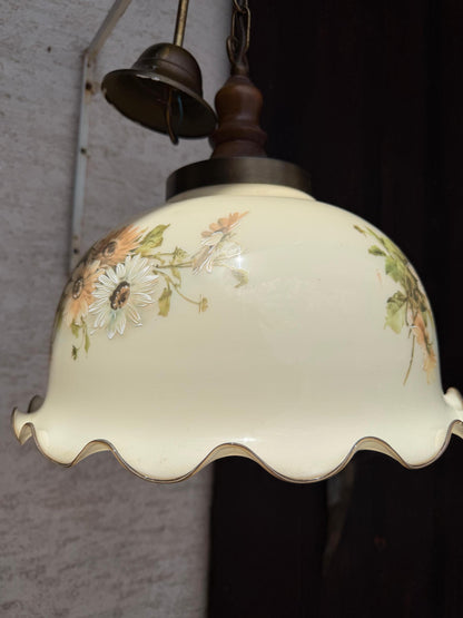 Vintage Hängeleuchte Opalglas mit Sonnenblumen-Motiv