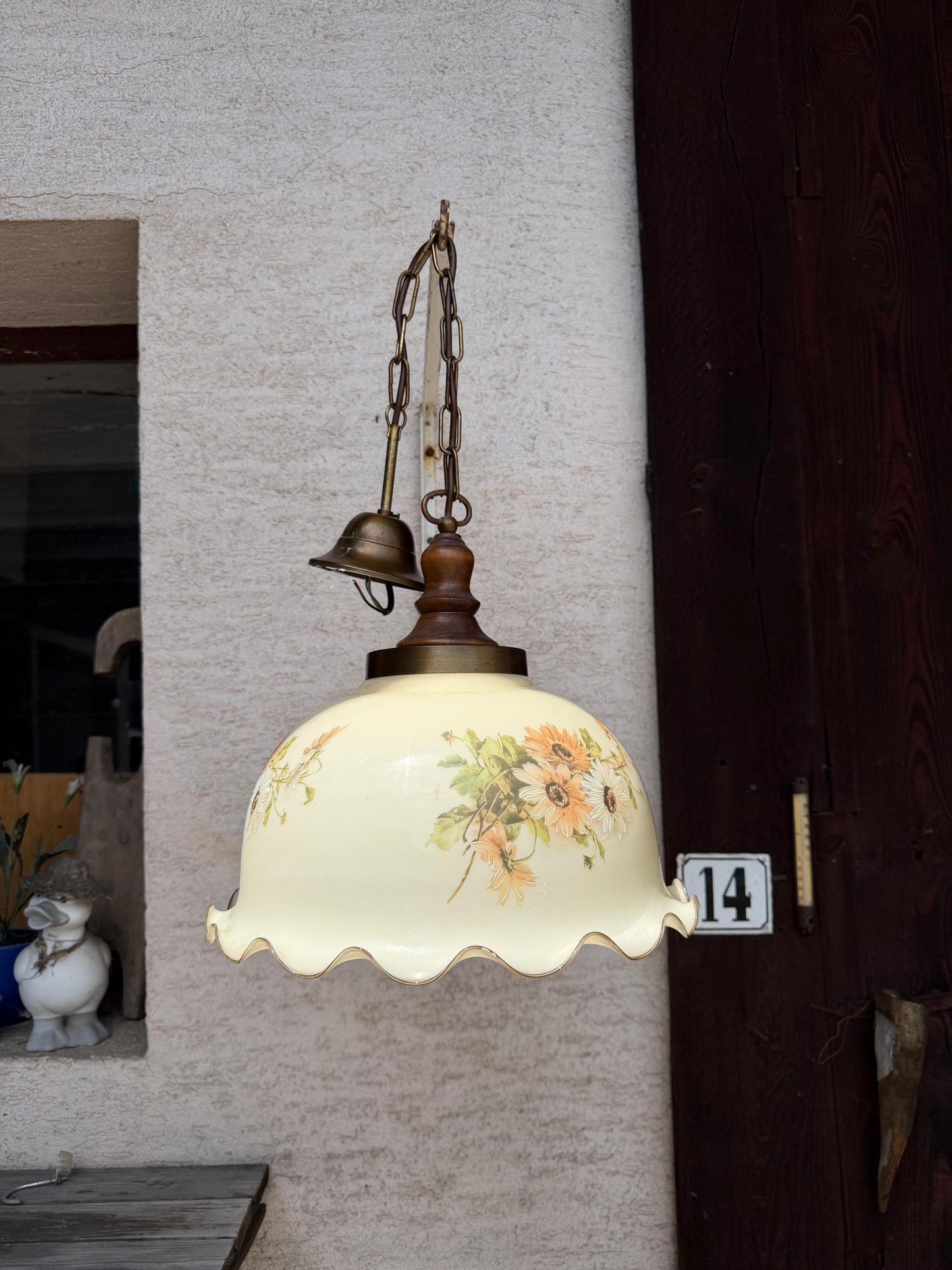 Vintage Hängeleuchte Opalglas mit Sonnenblumen-Motiv