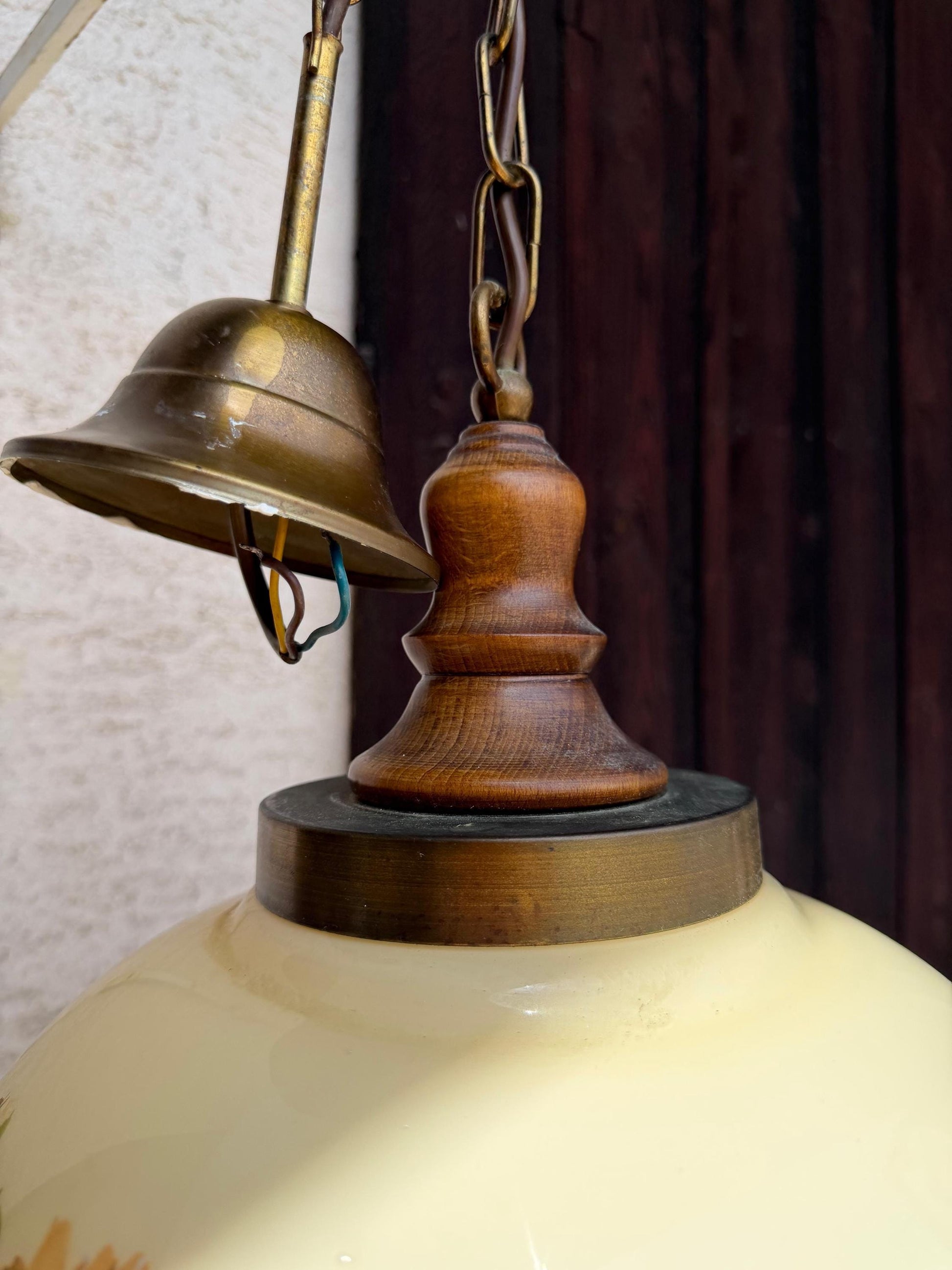 Vintage Hängeleuchte Opalglas mit Sonnenblumen-Motiv