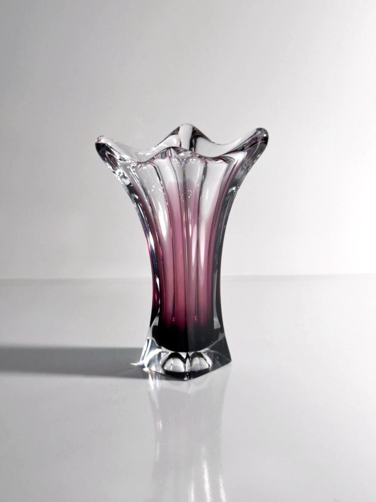 Vintage Murano Glasvase Aubergine und Klarglas, Italien 1980er
