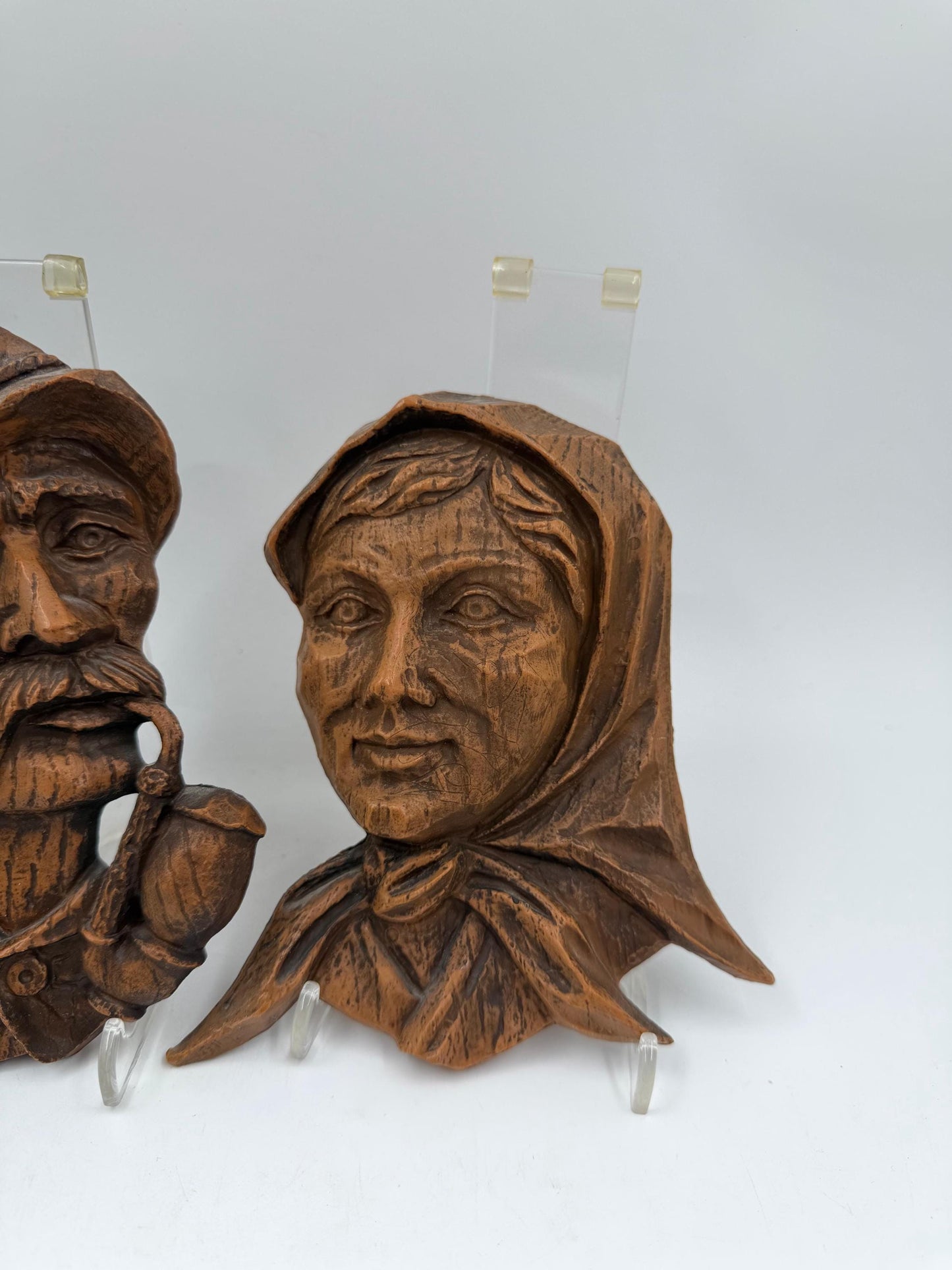 Set von 2 Vintage Schwarzwald Büsten Figuren aus Kunststoff