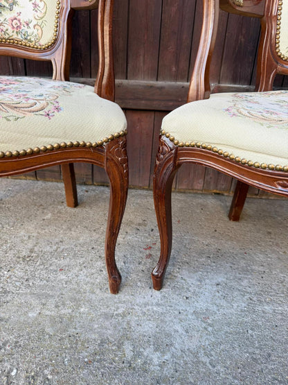 Set von 2 Vintage Armlehnstuhl Louis XV Rokoko mit Gobelin-Bezug