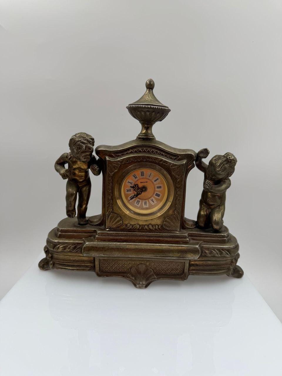 Vintage Kaminuhr aus Messing mit Cherub-Figuren, Victorian Stil