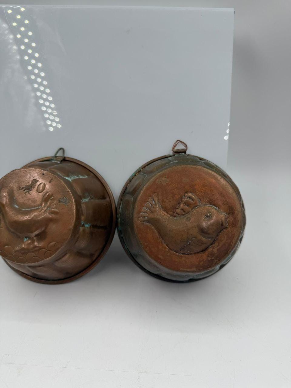 Set von 2 Vintage Puddingform mit Vogelmotiv aus Kupfer