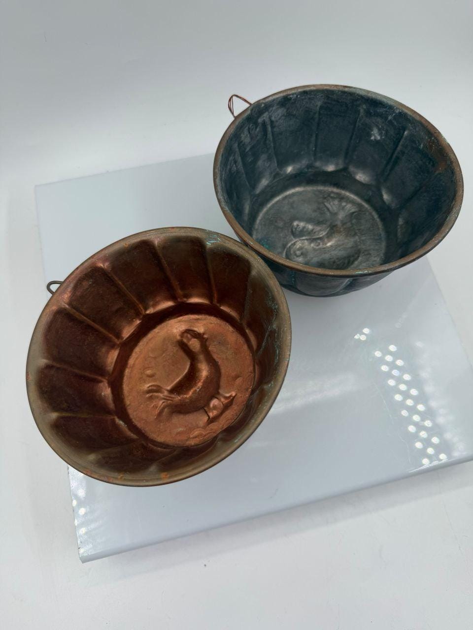 Set von 2 Vintage Puddingform mit Vogelmotiv aus Kupfer