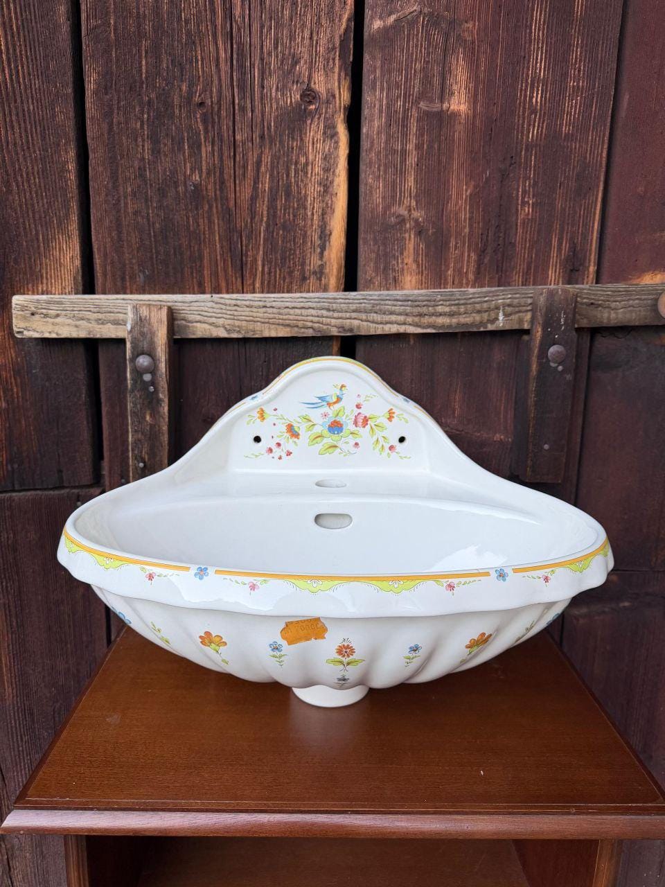 Vintage Waschbecken Faience Belle Époque mit Blumen- und Vogeldekor