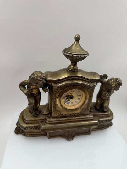 Vintage Kaminuhr aus Messing mit Cherub-Figuren, Victorian Stil