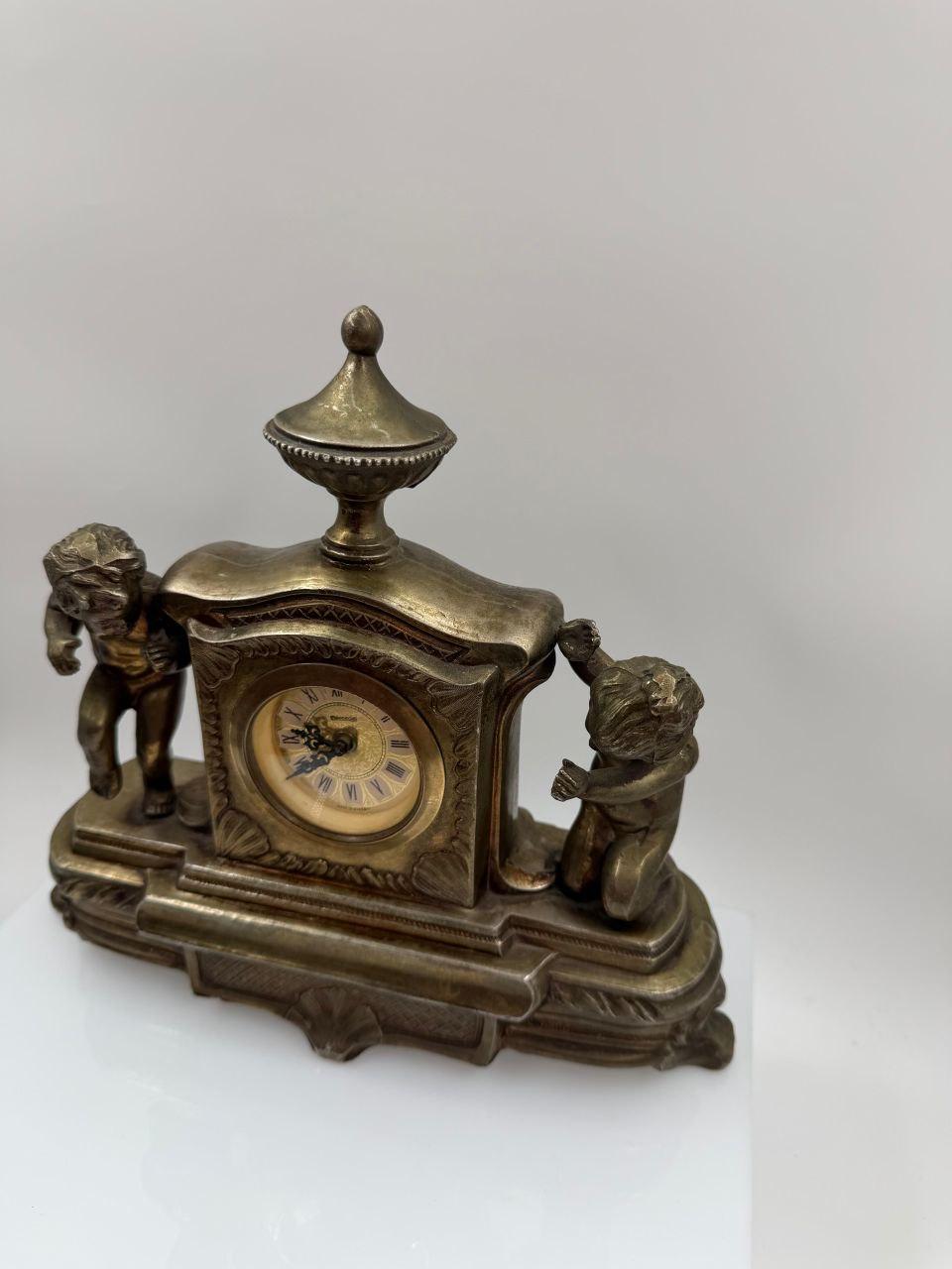 Vintage Kaminuhr aus Messing mit Cherub-Figuren, Victorian Stil