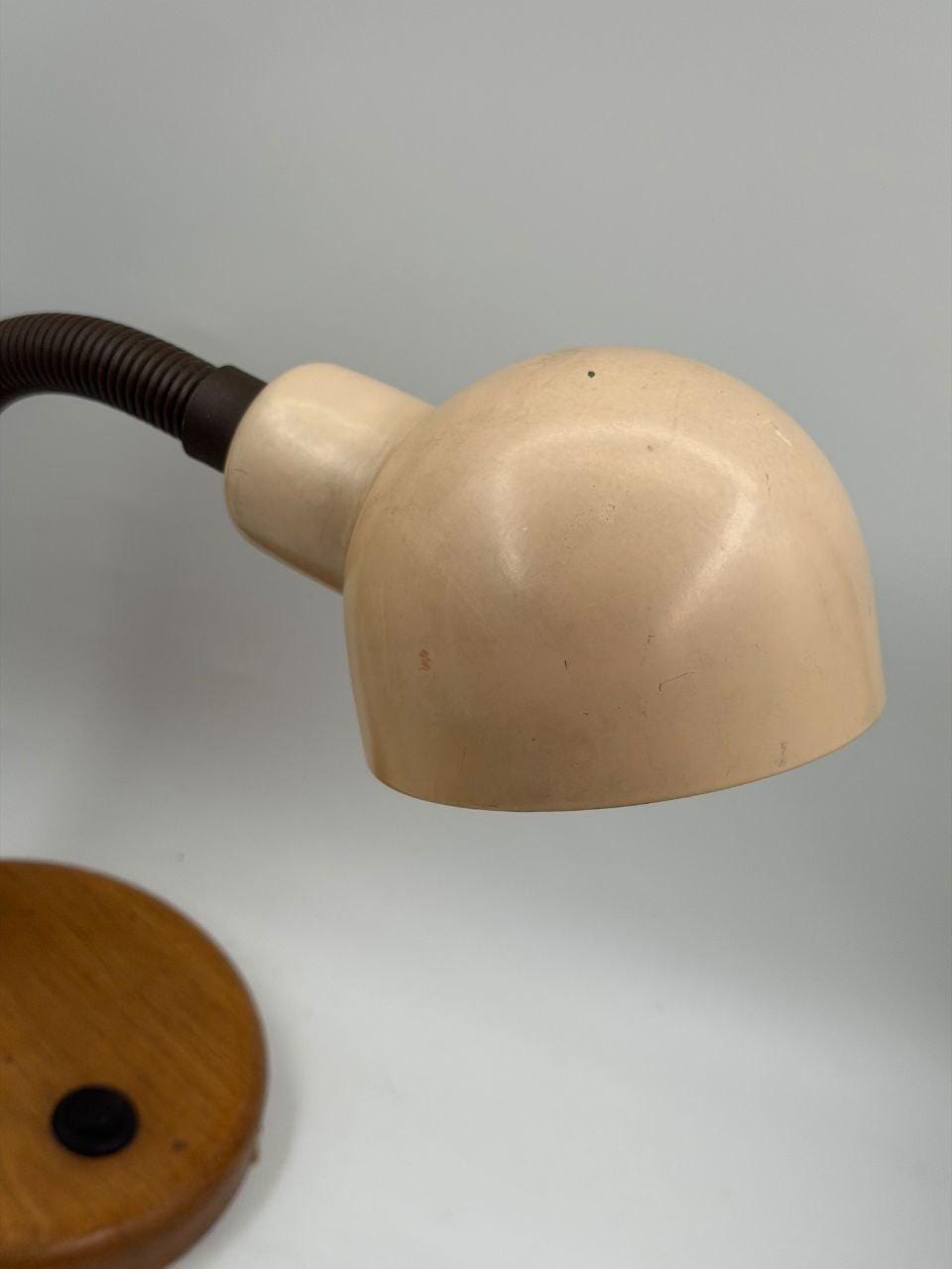 Vintage Schreibtischlampe von Hillebrand, Holz und Metall, Beige