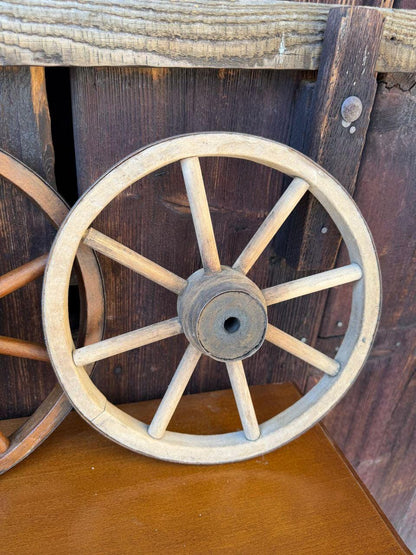 Set von 2 Vintage Wagenrad aus Holz, 27-28 cm