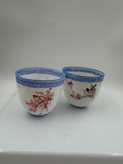 Set von 2 Vintage Teetasse Eierschalenporzellan Famille Rose, China