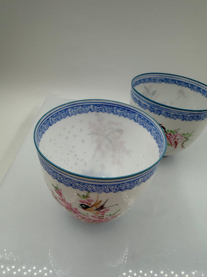Set von 2 Vintage Teetasse Eierschalenporzellan Famille Rose, China