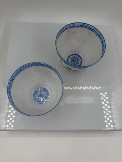 Set von 2 Vintage Teetasse Eierschalenporzellan Famille Rose, China