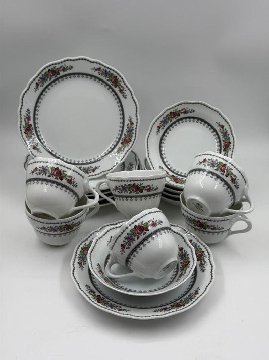 Vintage Kaffeeservice für 6 Personen von Hutschenreuther, Rosendekor, 18-teilig