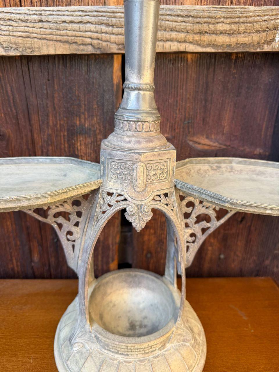Vintage Tintenständer aus Messing, Gothic Revival