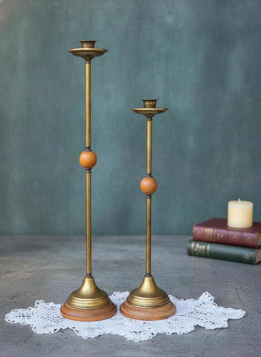 Set von 2 Vintage Kerzenständer aus Messing und Holz