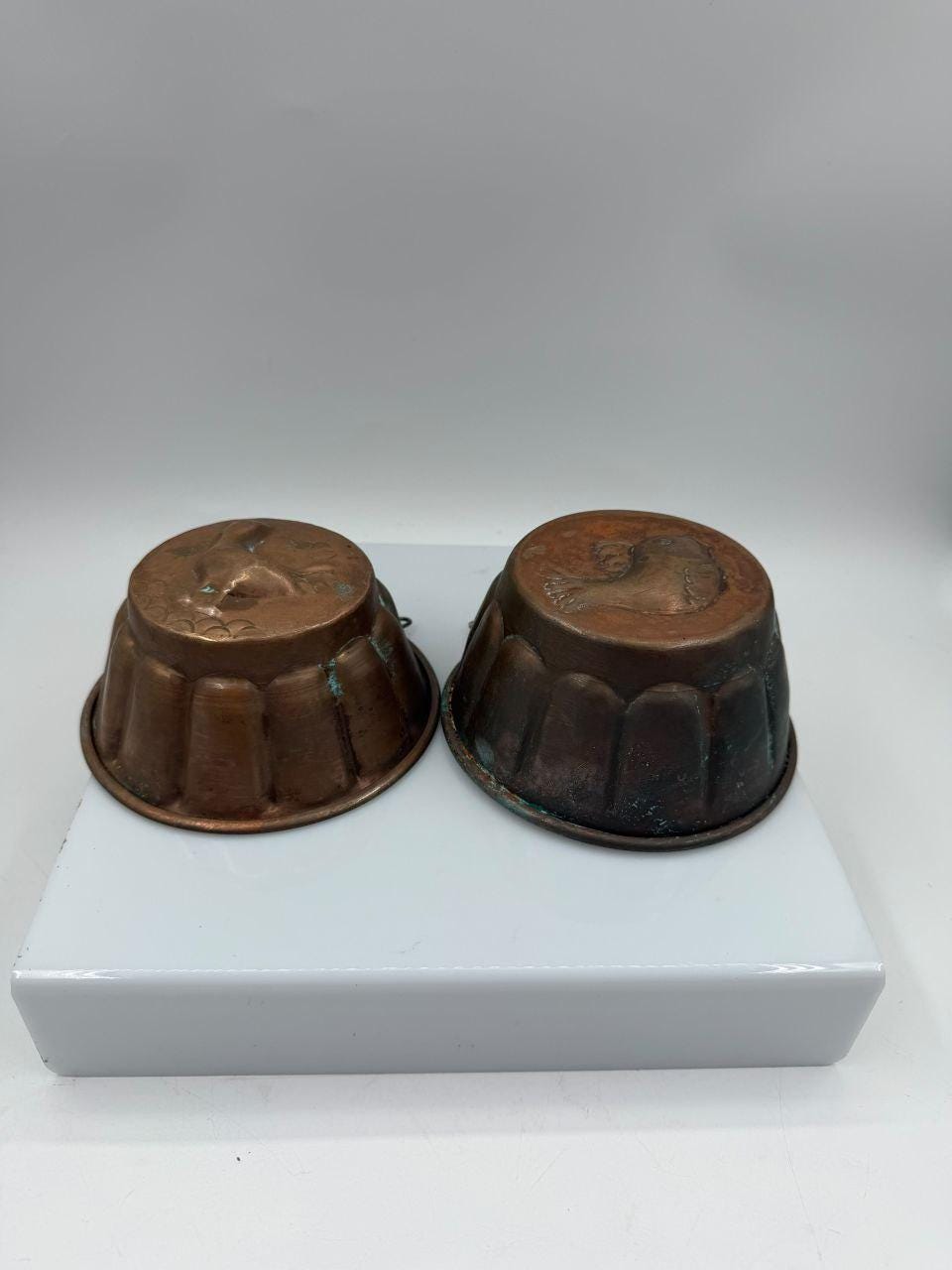 Set von 2 Vintage Puddingform mit Vogelmotiv aus Kupfer